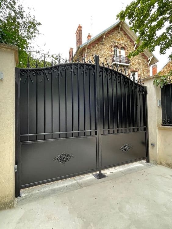 Puerta de dos hojas automatizada