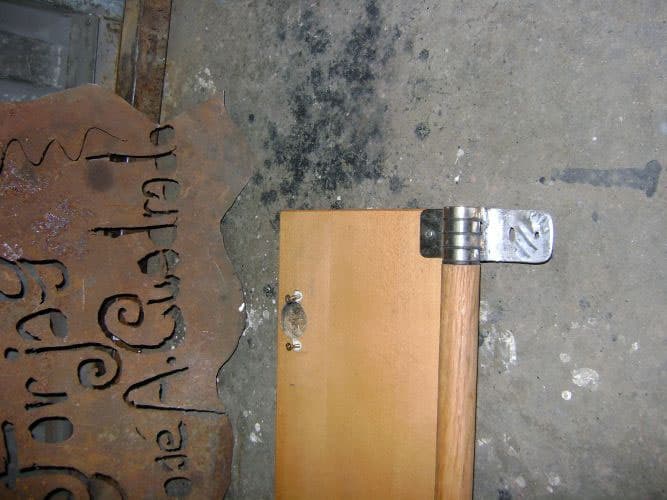 Reconstrucción de bisagra de aluminio con soldadura TIG